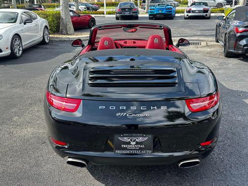 2015 Porsche 911 Carrera
