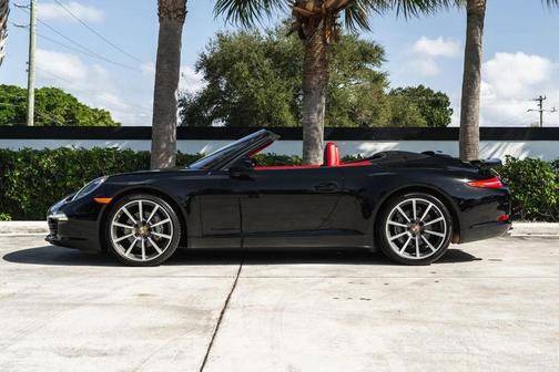 2015 Porsche 911 Carrera