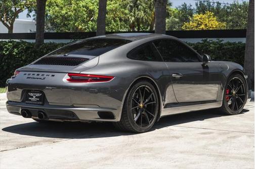 2019 Porsche 911 Carrera S
