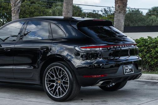 2020 Porsche Macan AWD