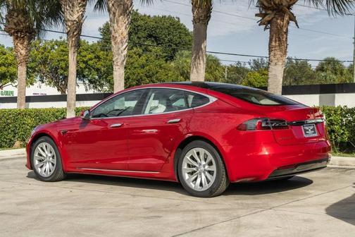 2018 Tesla Model S 75D