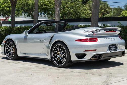 2015 Porsche 911 Turbo S