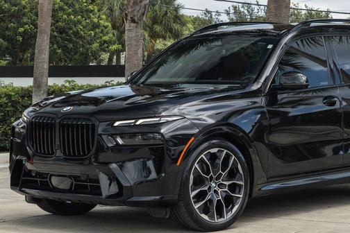 2024 BMW X7 xDrive40i