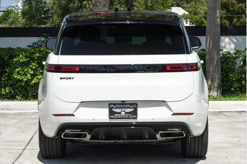 2024 Land Rover Range Rover Sport SE