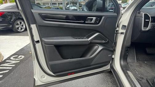 2020 Porsche Cayenne AWD