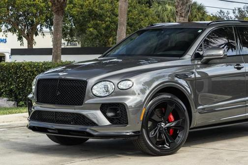 2022 Bentley Bentayga V8