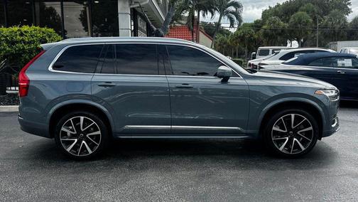 2023 Volvo XC90 B6 AWD Plus 6P