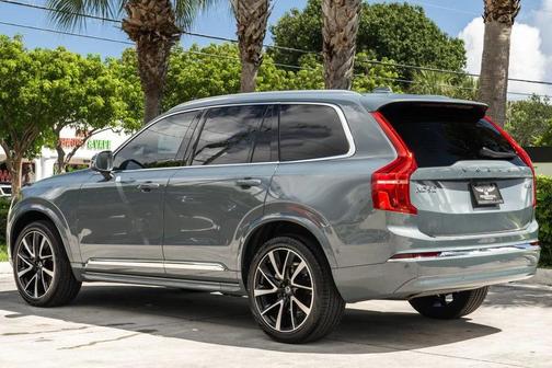 2023 Volvo XC90 B6 AWD Plus 6P
