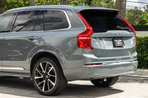 2023 Volvo XC90 B6 AWD Plus 6P