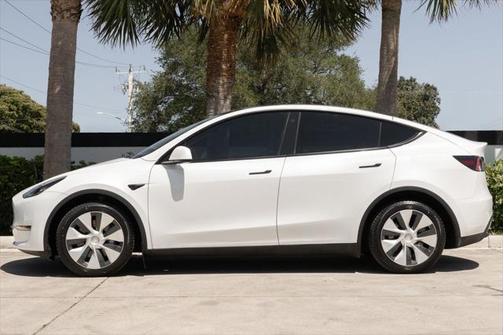 2022 Tesla Model Y Long Range AWD