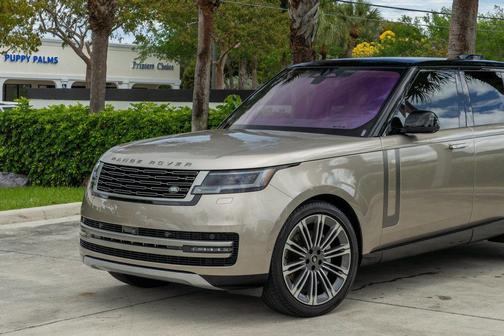 Batumi Gold Premium Metallic 2023 Land Rover Range Rover P400 SE SWB