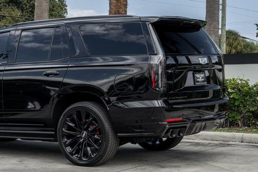 2026 Cadillac Escalade Base