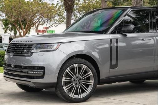 2025 Land Rover Range Rover P530 SE SWB