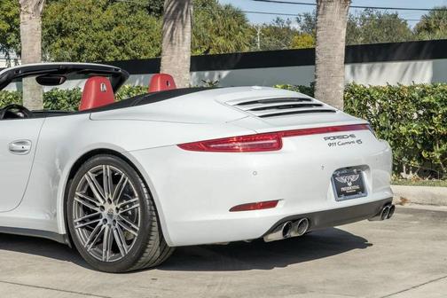 2015 Porsche 911 Carrera 4S Cabriolet