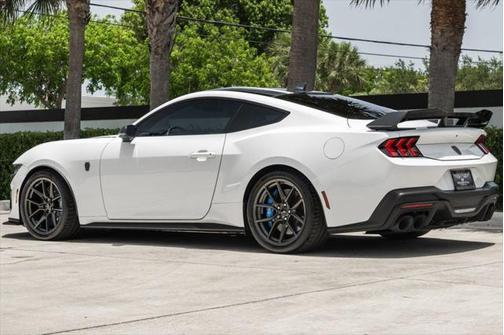 2024 Ford Mustang Dark Horse Fastback