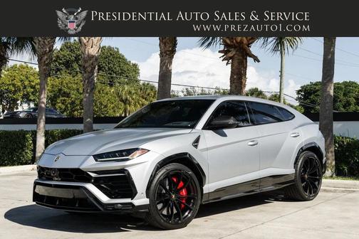 2022 Lamborghini Urus AWD