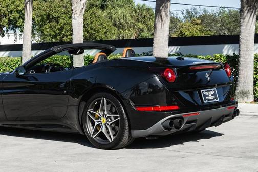 2017 Ferrari California T