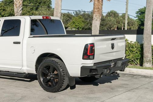 2017 RAM 1500 Express