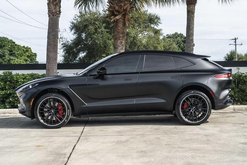 2022 Aston Martin DBX AWD