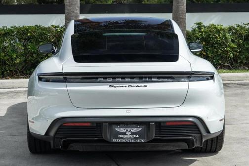 2021 Porsche Taycan Turbo S AWD