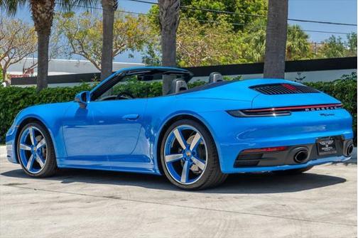 2023 Porsche 911 Carrera