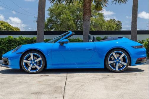 2023 Porsche 911 Carrera