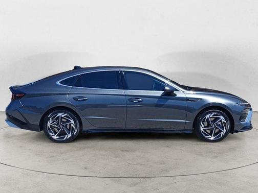 2025 Hyundai SONATA SEL Convenience
