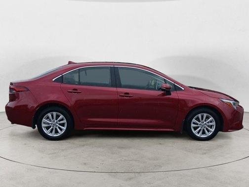 2024 Toyota Corolla Hybrid XLE