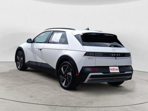 2025 Hyundai IONIQ 5 SEL