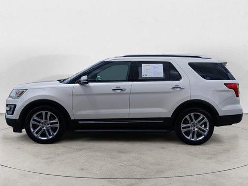 White Platinum Tri-Coat Metallic 2017 Ford Explorer Limited