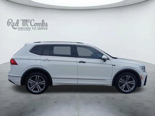 Pure White 2018 Volkswagen Tiguan 2.0T SEL