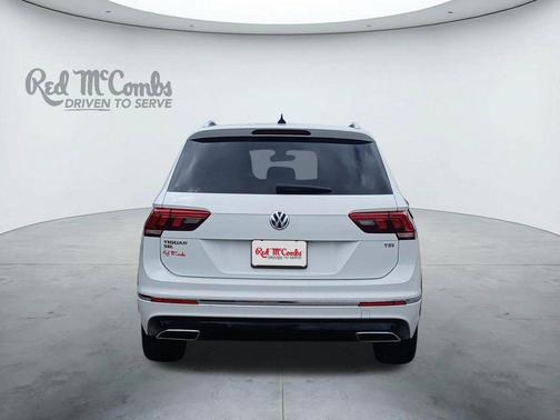 Pure White 2018 Volkswagen Tiguan 2.0T SEL