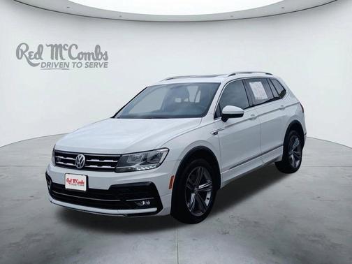 Pure White 2018 Volkswagen Tiguan 2.0T SEL