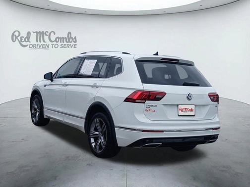 Pure White 2018 Volkswagen Tiguan 2.0T SEL