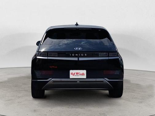 2023 Hyundai IONIQ 5 SE Standard Range