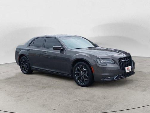 2019 Chrysler 300 S