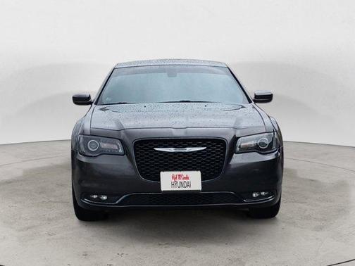 2019 Chrysler 300 S