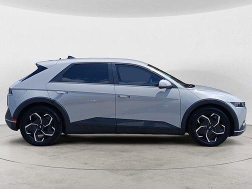 Cyber Gray 2024 Hyundai IONIQ 5 SE