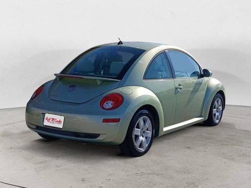 2007 Volkswagen New Beetle 