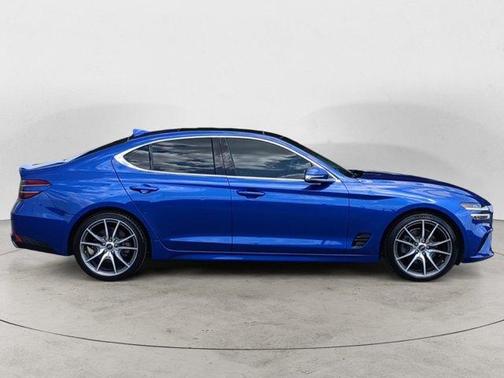 2022 Genesis G70 2.0T