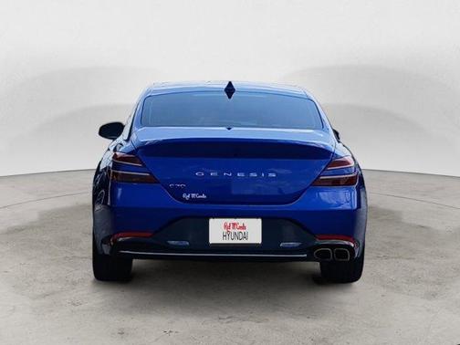 2022 Genesis G70 2.0T