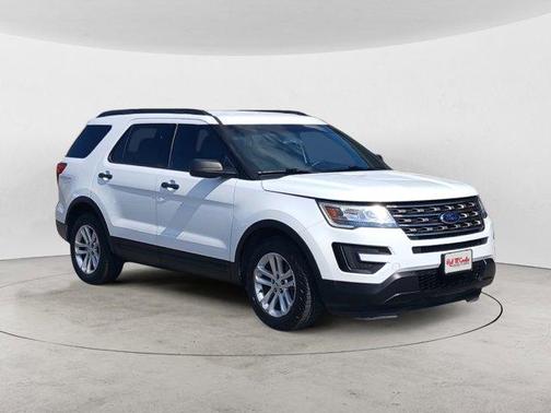 2017 Ford Explorer Base