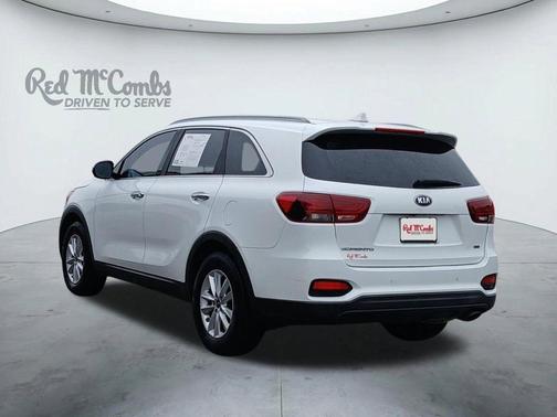 Snow White Pearl 2019 Kia Sorento LX