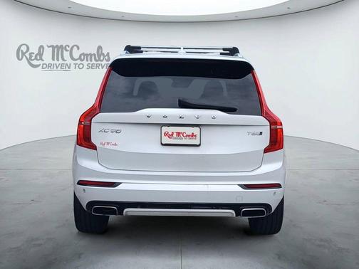 Crystal White Pearl 2019 Volvo XC90 T6 R-Design