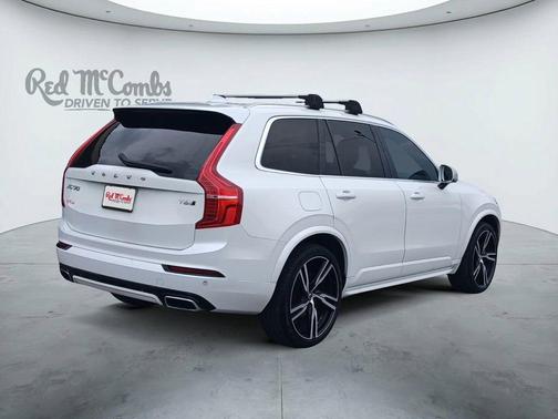 Crystal White Pearl 2019 Volvo XC90 T6 R-Design
