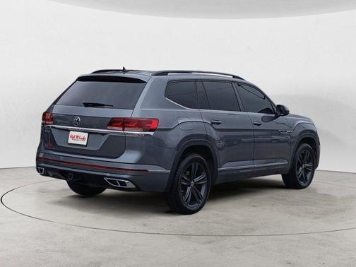 2021 Volkswagen Atlas 3.6 V6 SE w/ Technology R-Line