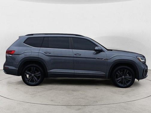 2021 Volkswagen Atlas 3.6 V6 SE w/ Technology R-Line