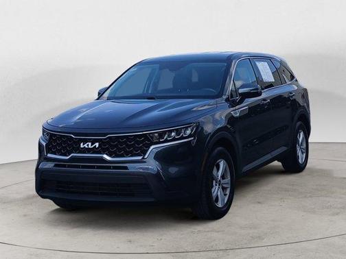 2022 Kia Sorento LX