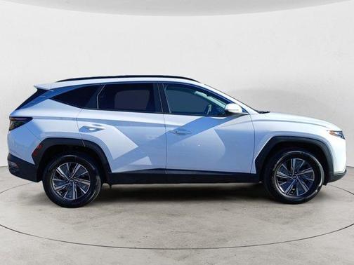2022 Hyundai TUCSON Hybrid Blue