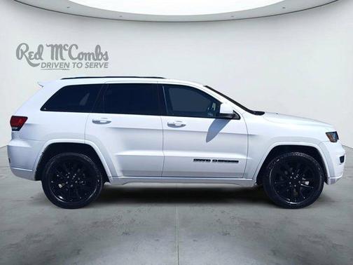 Bright White Clearcoat 2020 Jeep Grand Cherokee Altitude